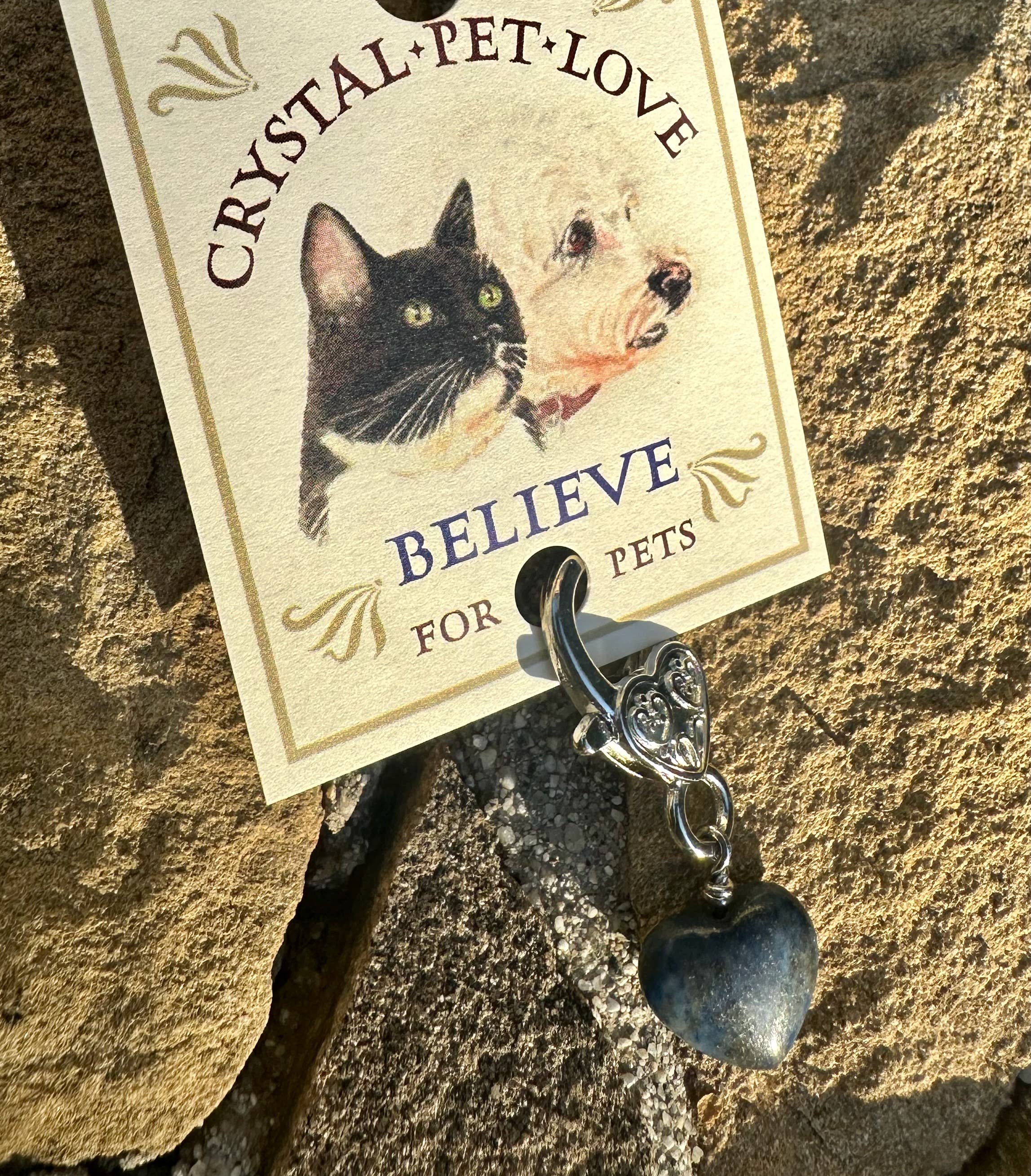 Lapis Lazuli Heart Pet Collar Charm – Blue Natural Stone Pet Accessory for Dogs & Cats